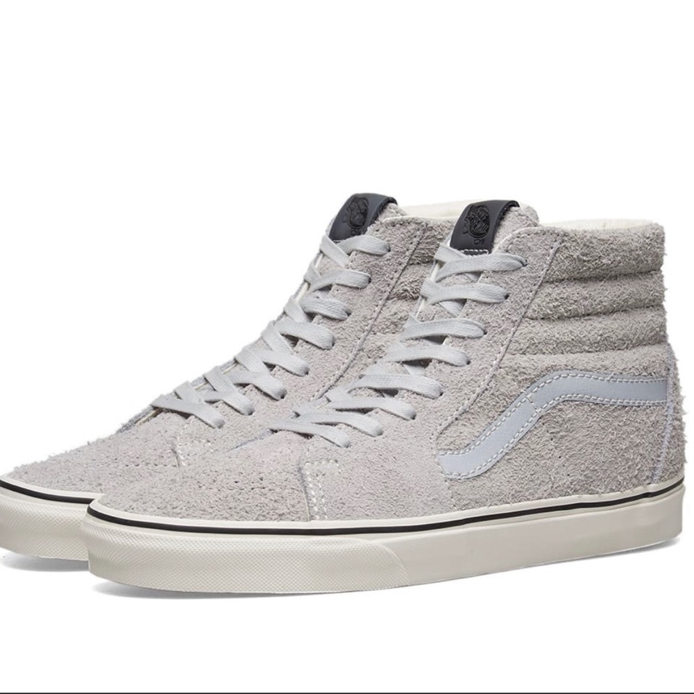 >👤SK8-HI TOP WORLD’S #1 SKATEBOARD HAIRY SUEDE GRAY DOWN WHITE BRAND NEW VANS